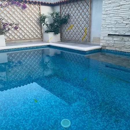 Private Pool,3 Bedrooms And 3 Bathrooms *