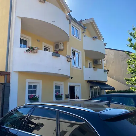 Private Pool,3 Bedrooms And 3 Bathrooms 公寓