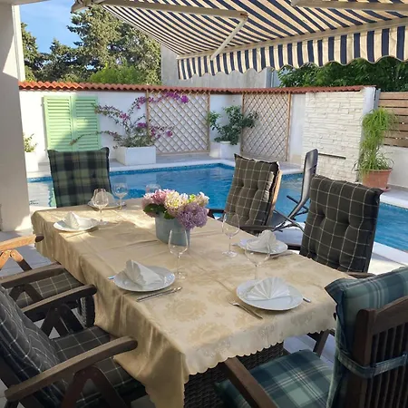 Apartmán Private Pool,3 Bedrooms And 3 Bathrooms