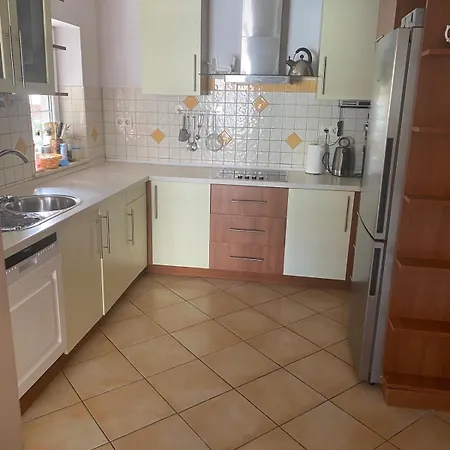 Apartment Private Pool,3 Bedrooms And 3 Bathrooms