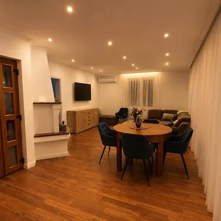 Lägenhet Private Pool,3 Bedrooms And 3 Bathrooms Biograd Na Moru